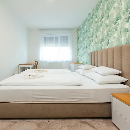 Dagaly By Firsthost アパート